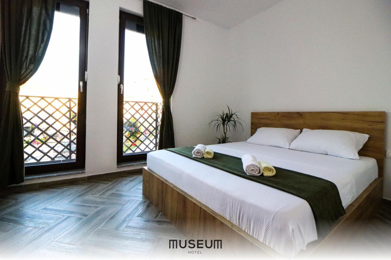 Museum Hotel Pristina Extérieur photo