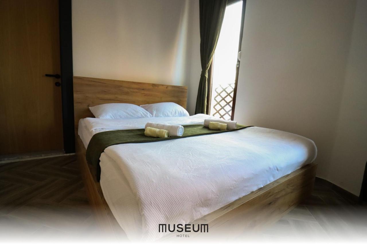 Museum Hotel Pristina Extérieur photo