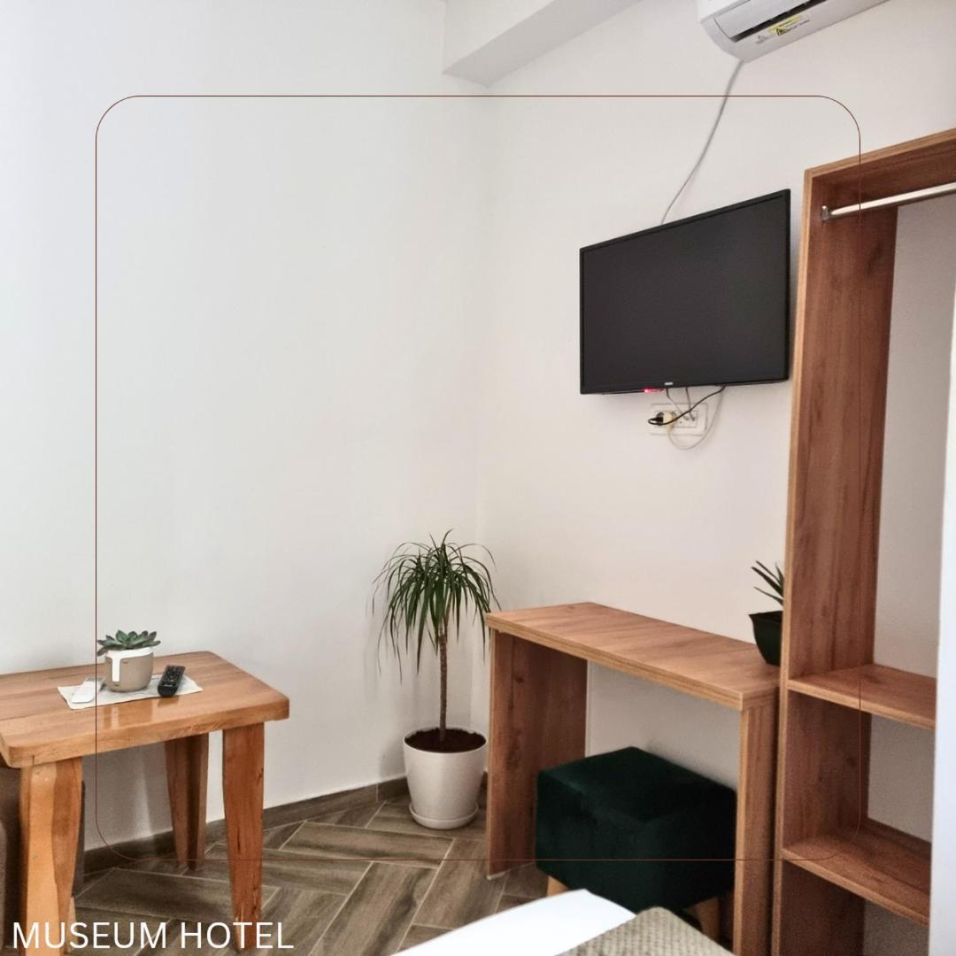 Museum Hotel Pristina Chambre photo